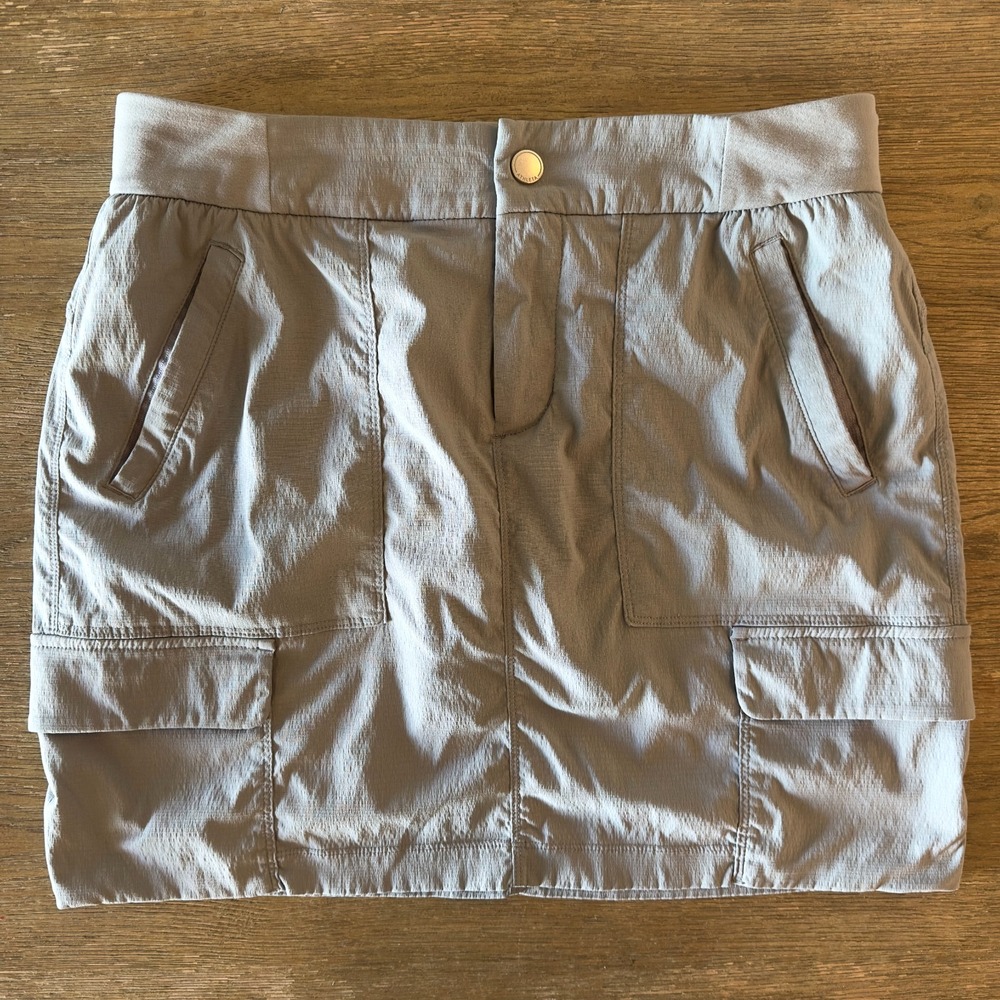 ☀️Athleta Trekkie‎ Hiking Mid Rise 17" Cargo Skort-Clay-Ripstop Fabric-Size 8